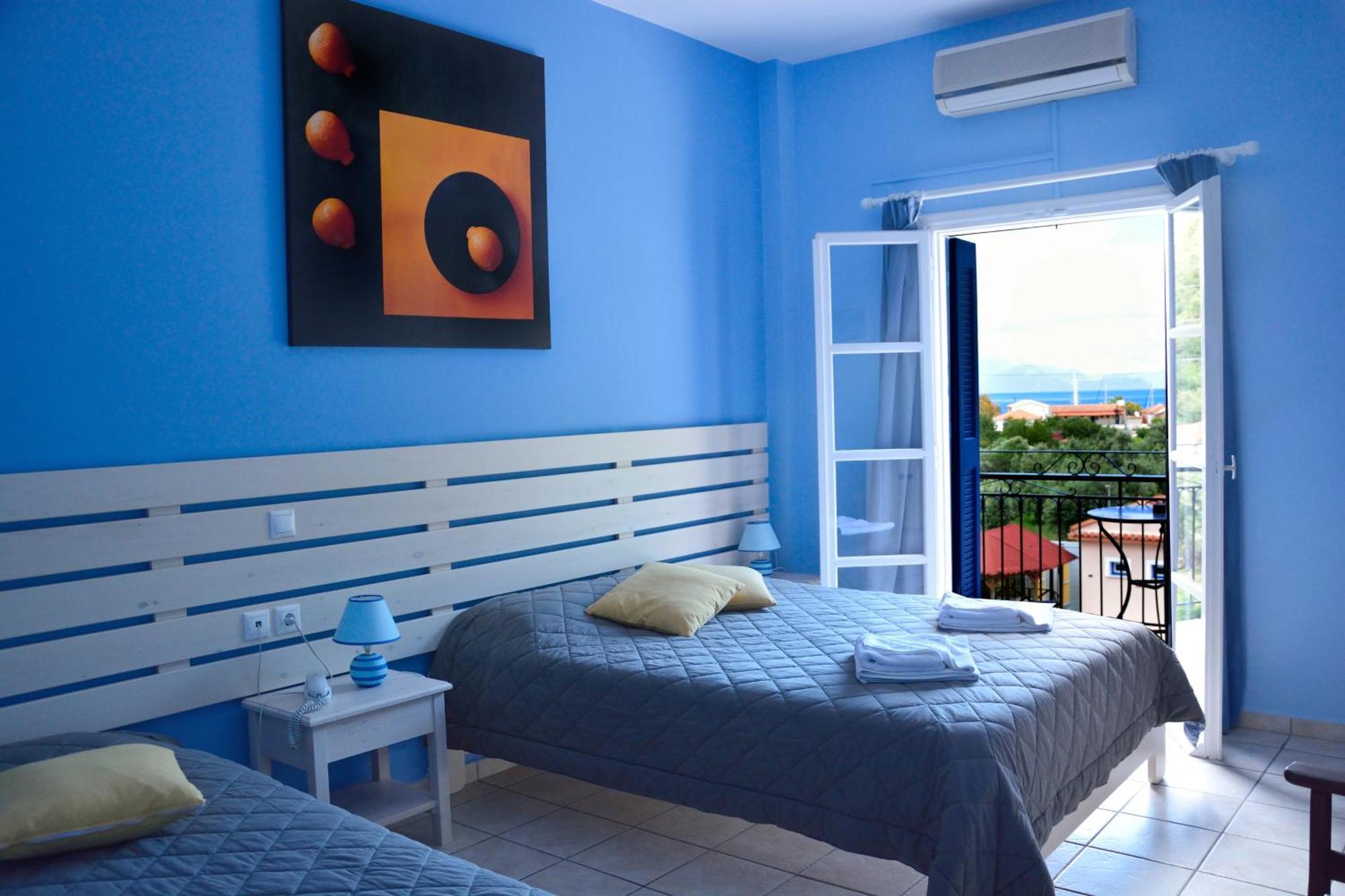 Hotel Nostos Frikes Екстериор снимка