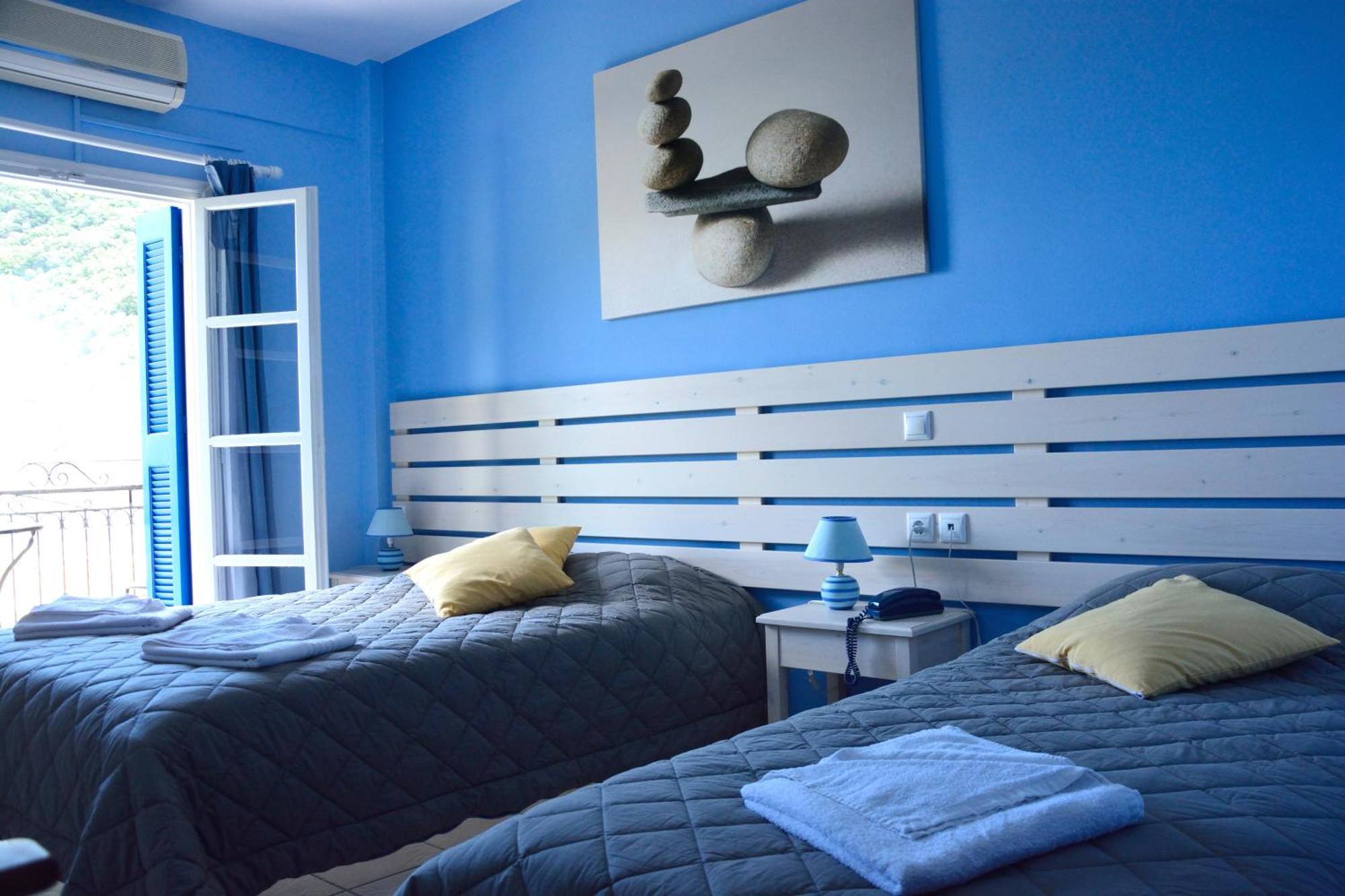 Hotel Nostos Frikes Екстериор снимка