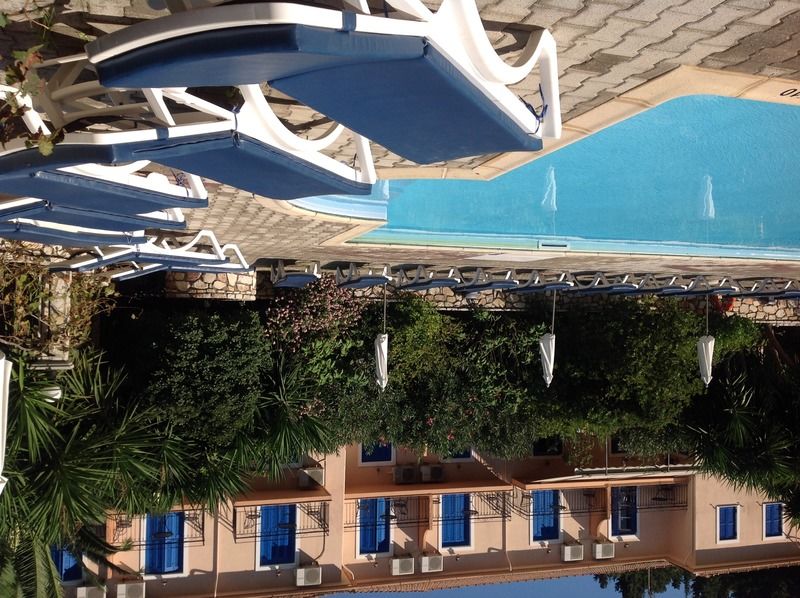 Hotel Nostos Frikes Екстериор снимка