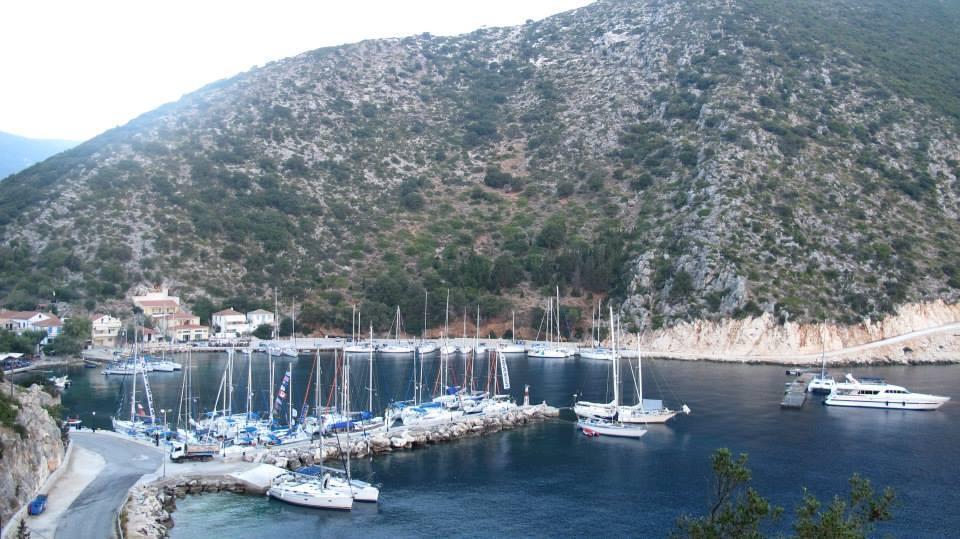 Hotel Nostos Frikes Екстериор снимка