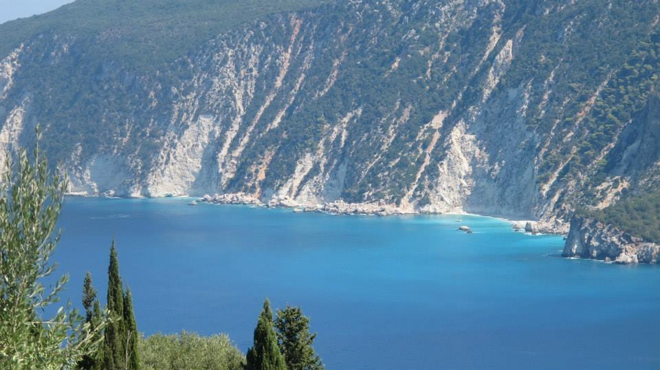 Hotel Nostos Frikes Екстериор снимка