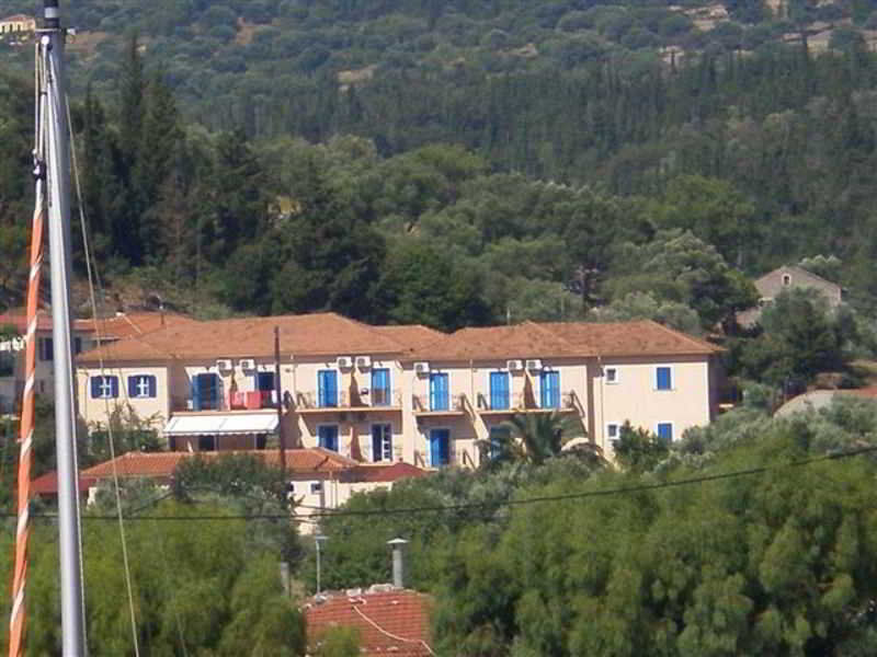 Hotel Nostos Frikes Екстериор снимка
