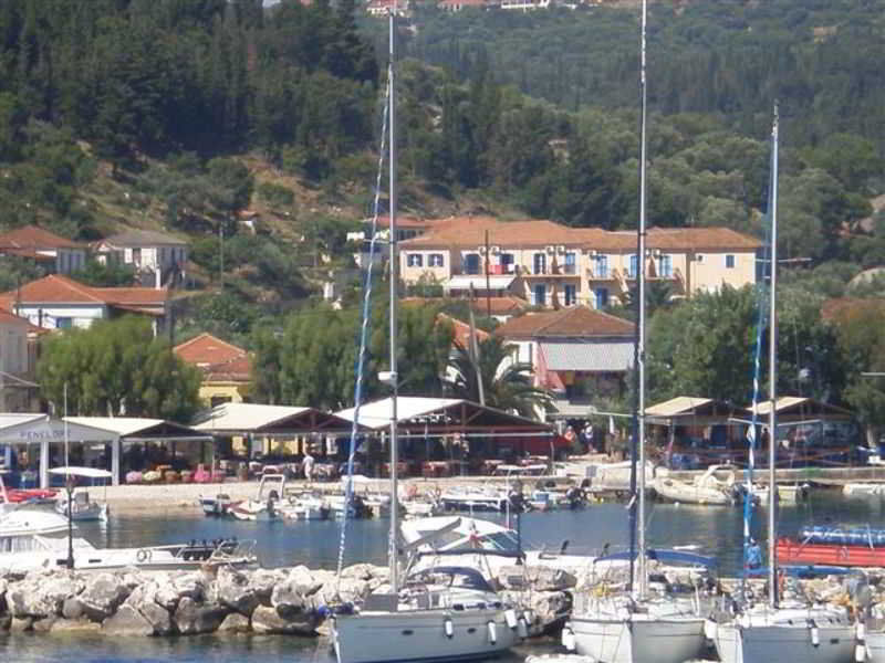 Hotel Nostos Frikes Екстериор снимка