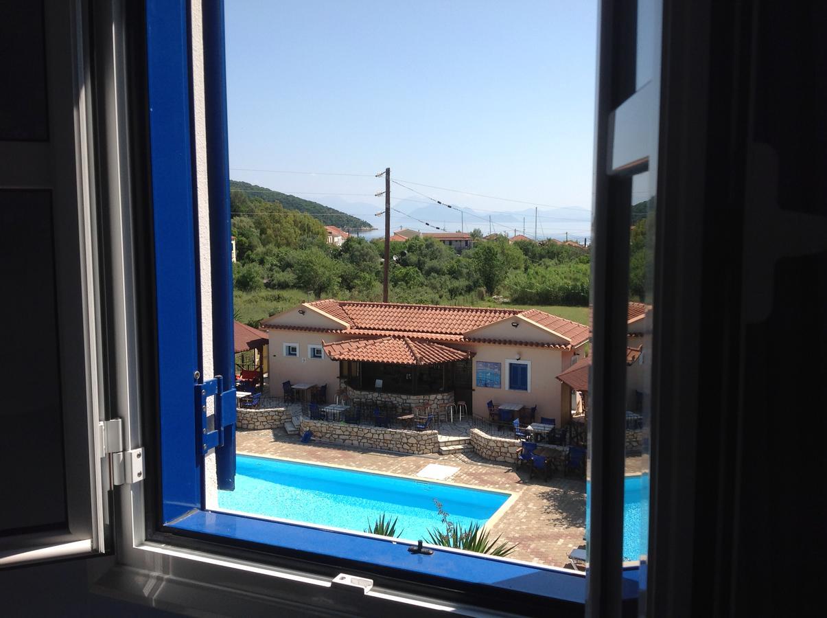 Hotel Nostos Frikes Екстериор снимка