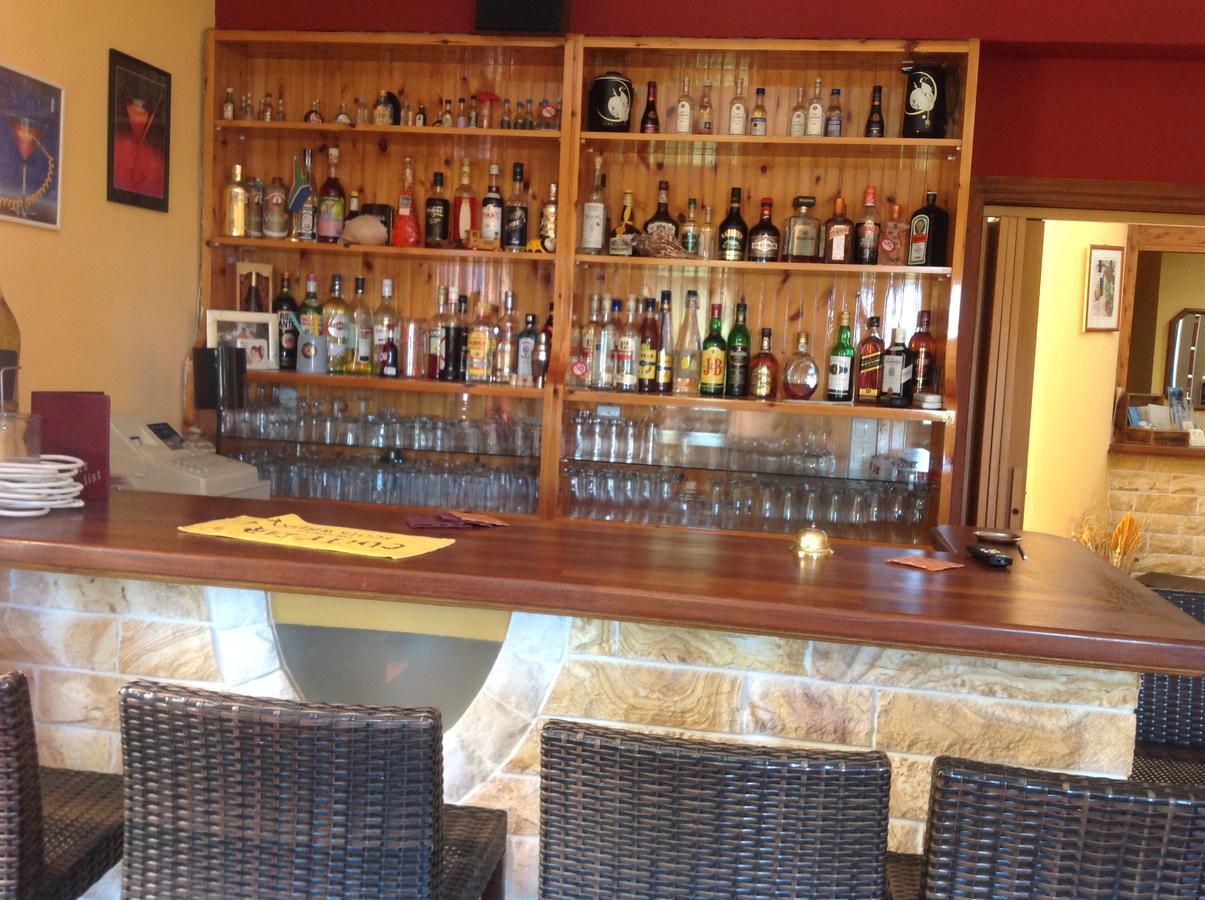 Hotel Nostos Frikes Екстериор снимка
